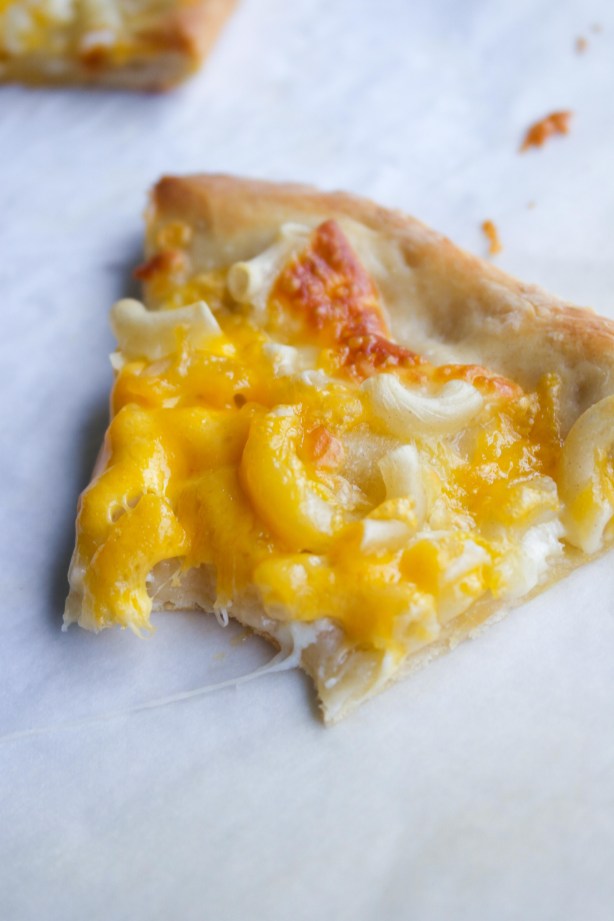 Mac and Cheese Pizza