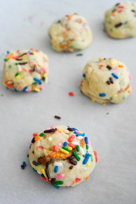 White Chocolate Pretzel Cookies