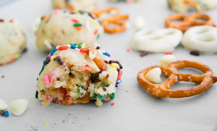 White Chocolate Pretzel Cookies