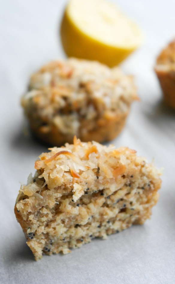 Lemon Poppyseed Whole Wheat Oatmeal Muffins